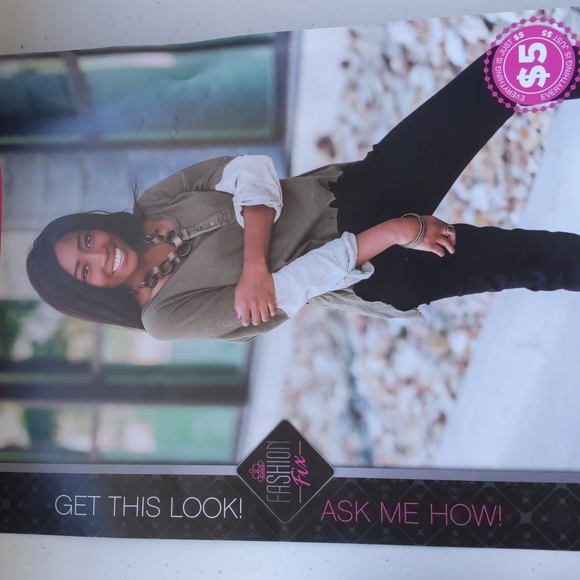 Paparazzi Jewelry Fashion Fix Complete Set Brass Links - Picture 3 of 5